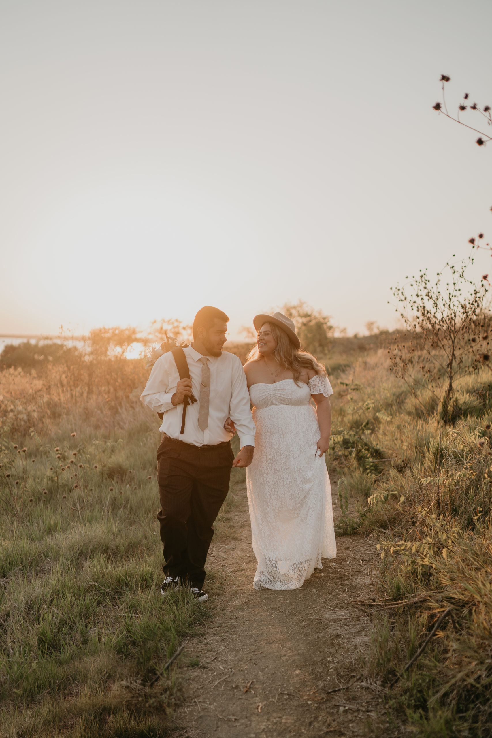 Couple Elopes in Cedar Hill State Park at Sunset